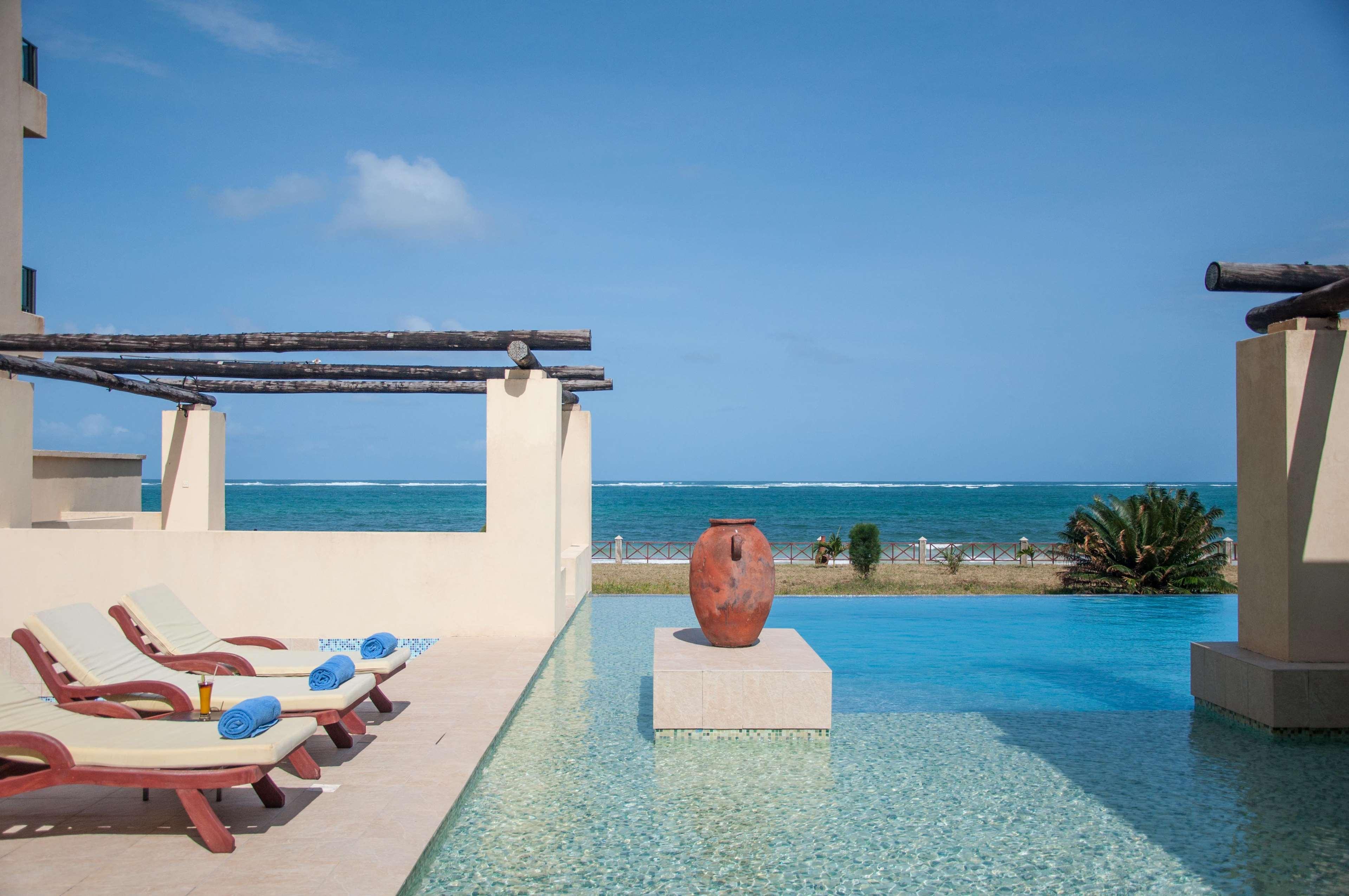 Cocoa Boutique Hotel - Your Kenyan Beachfront Bliss Mombassa Buitenkant foto