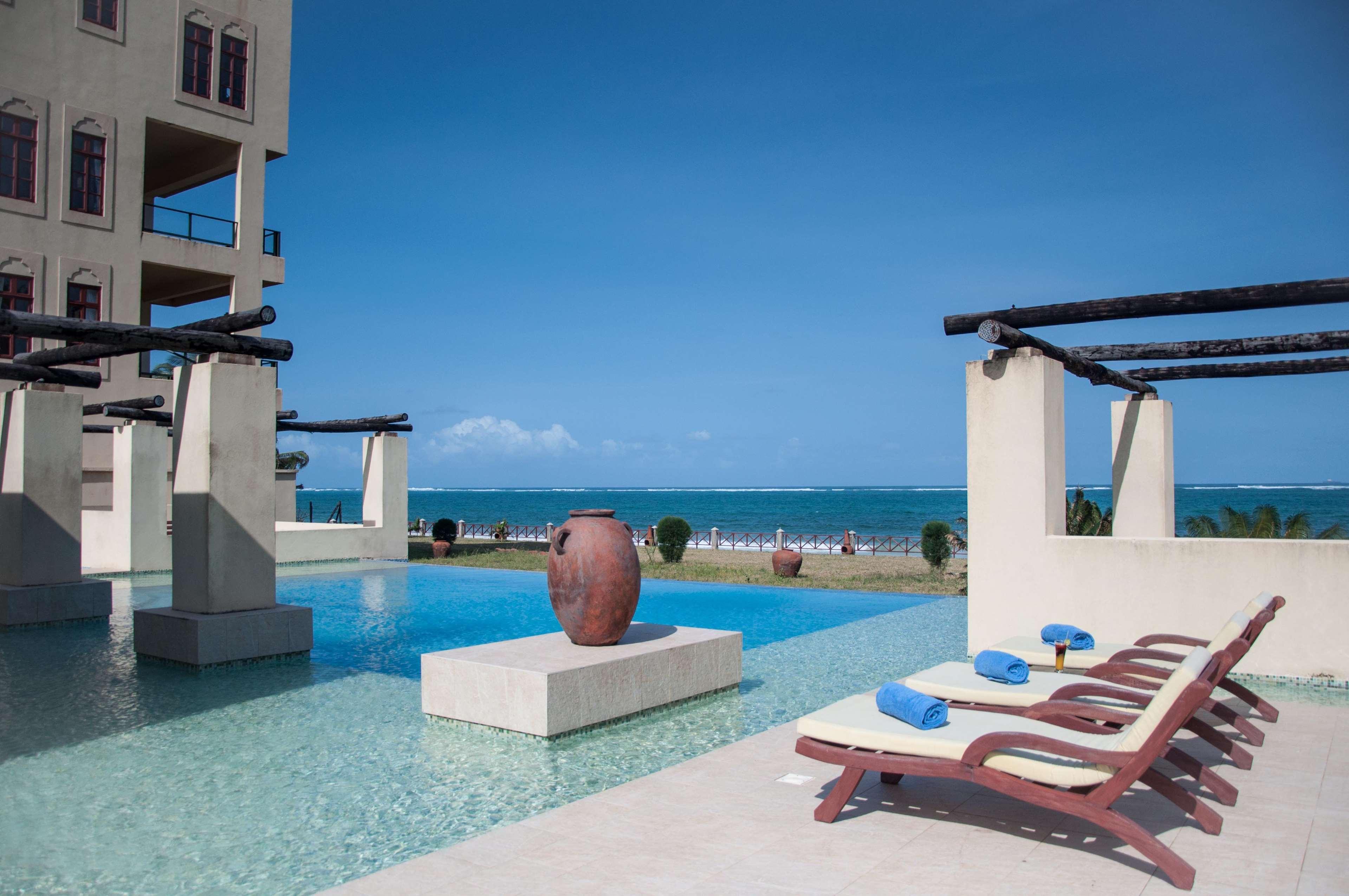 Cocoa Boutique Hotel - Your Kenyan Beachfront Bliss Mombassa Buitenkant foto