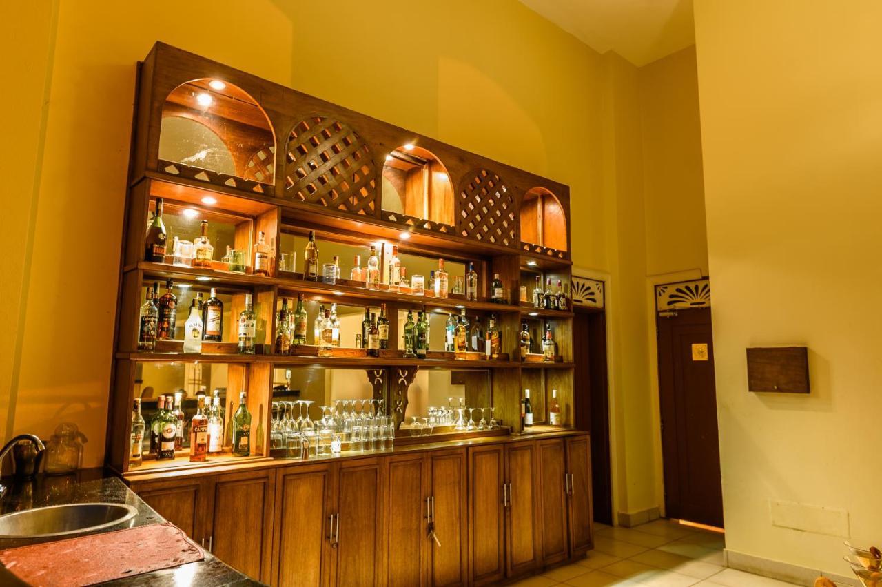 Cocoa Boutique Hotel - Your Kenyan Beachfront Bliss Mombassa Buitenkant foto