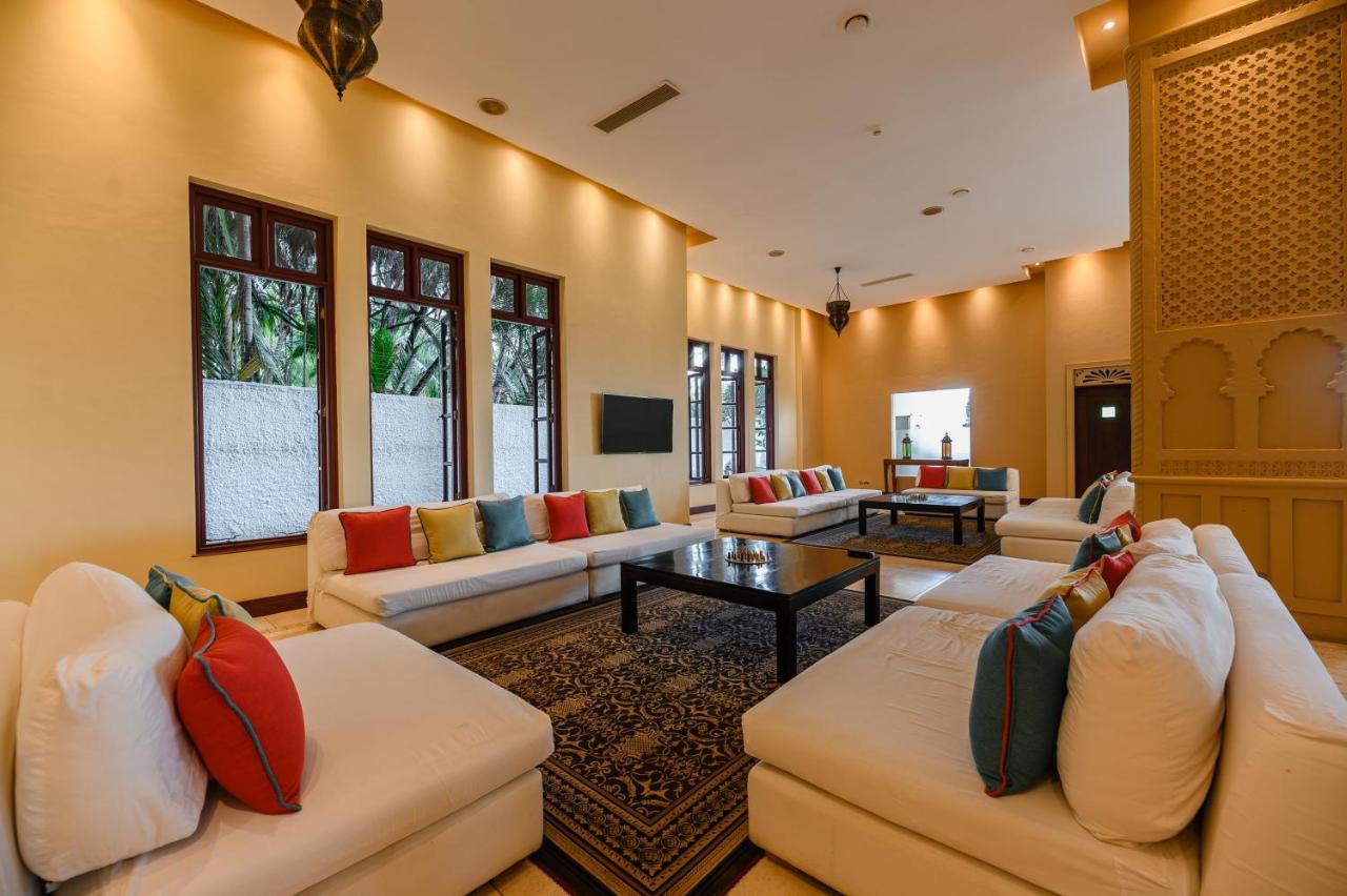 Cocoa Boutique Hotel - Your Kenyan Beachfront Bliss Mombassa Buitenkant foto