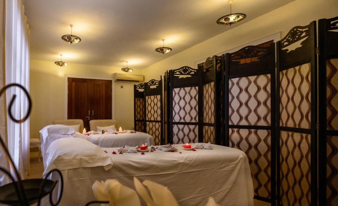 Cocoa Boutique Hotel - Your Kenyan Beachfront Bliss Mombassa Buitenkant foto