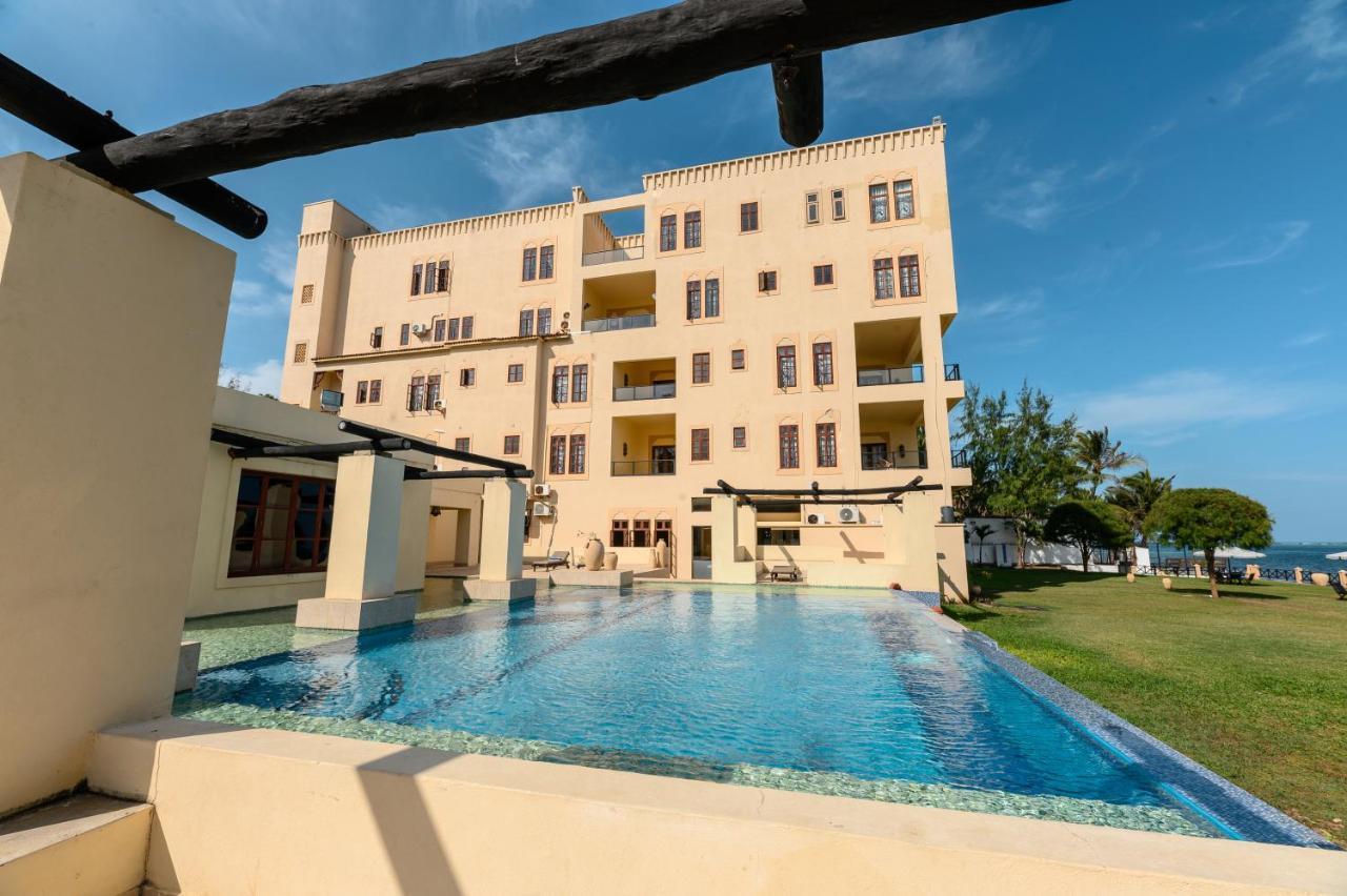 Cocoa Boutique Hotel - Your Kenyan Beachfront Bliss Mombassa Buitenkant foto
