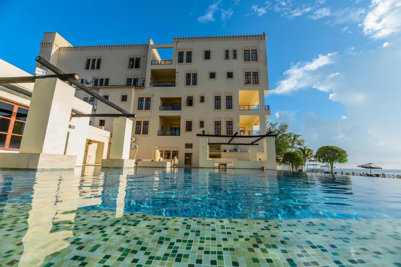 Cocoa Boutique Hotel - Your Kenyan Beachfront Bliss Mombassa Buitenkant foto