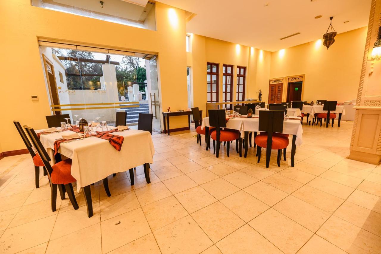 Cocoa Boutique Hotel - Your Kenyan Beachfront Bliss Mombassa Buitenkant foto
